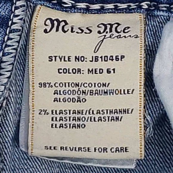 Miss Me Womens Boyfriend Capri Jeans Blue Distressed Medium Wash Mid Rise 28 - Picture 12 of 12